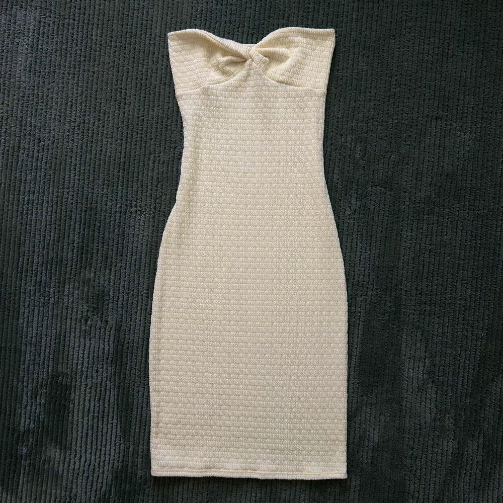 Threaded Rose Pastel Yellow Knit Bodycon Midi Dress - Size S